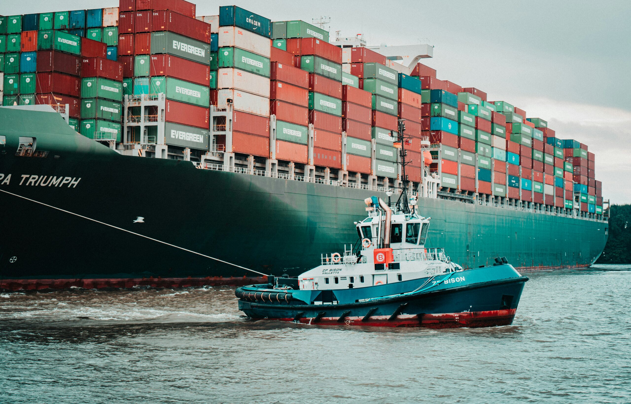 Supply Chain Finance explained: how to improve cash flow in international trade